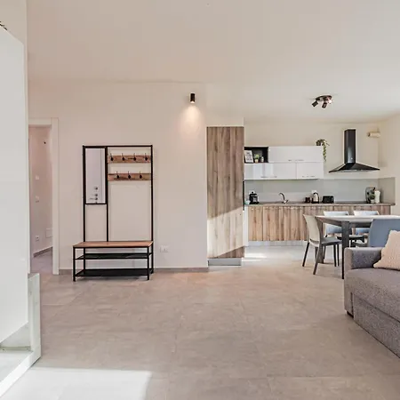 Bellaria Palace - Near The Of Ferrari 摩德纳