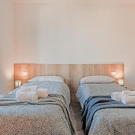 Bellaria Palace - Near The Of Ferrari *