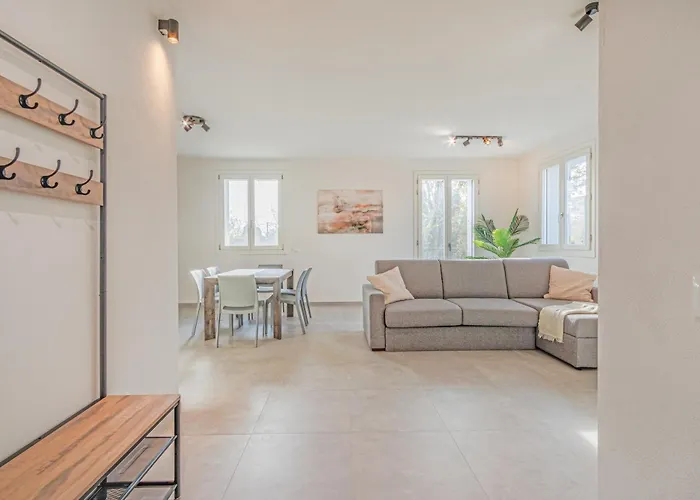 Bellaria Palace - Near The Of Ferrari By Movebnb Apartman *